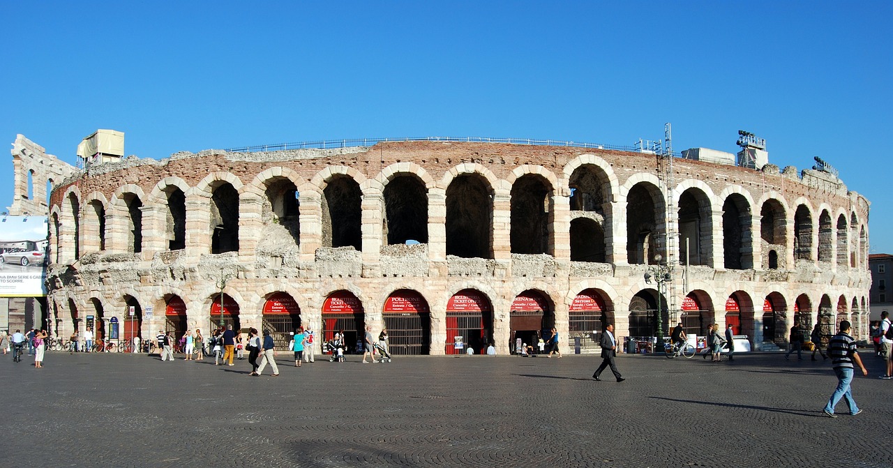 E' ARRIVATA LA BEFANA...VERONA CITTA' DELL'AMORE